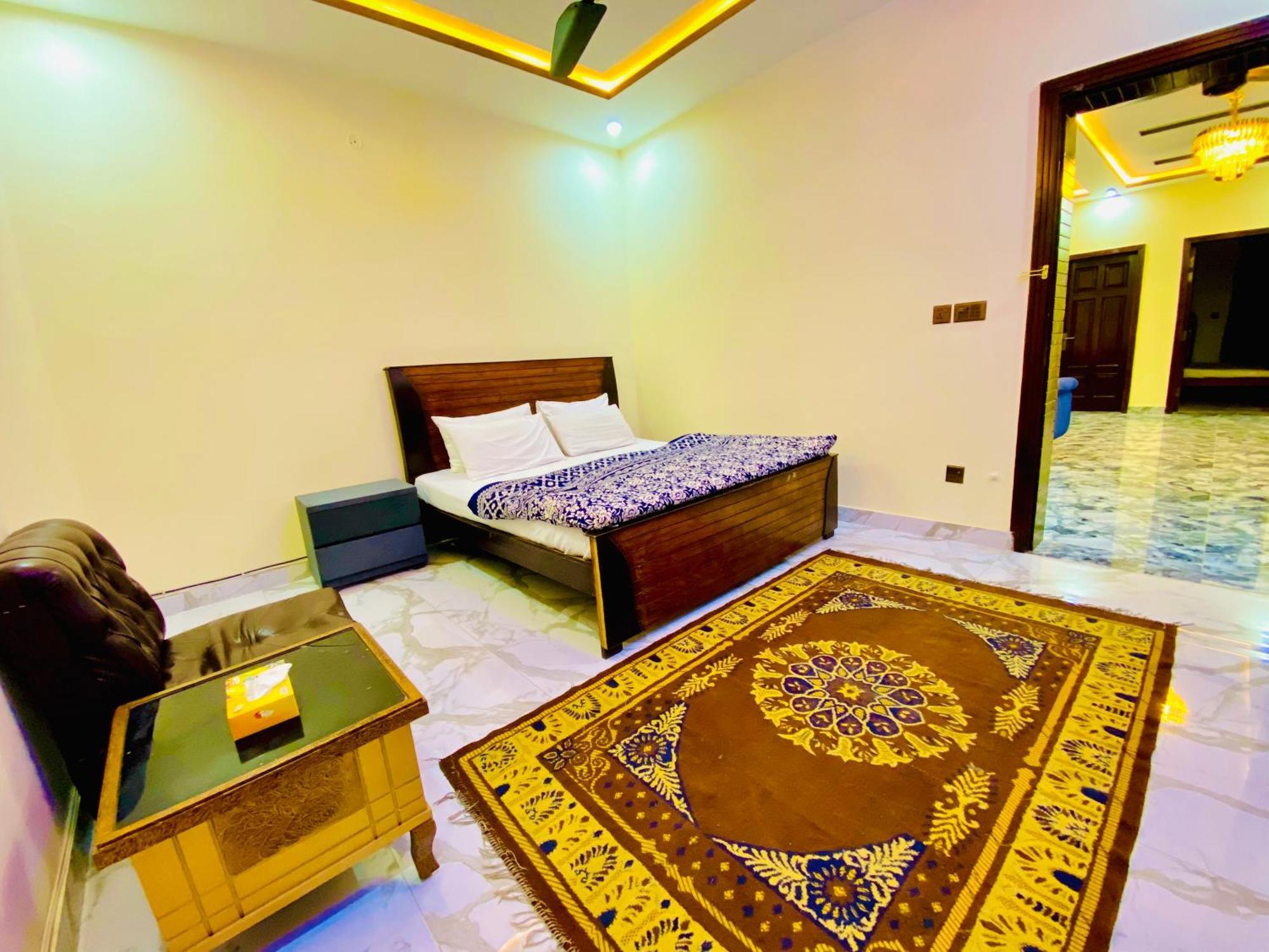 Moonlight Guest House Rawalpindi Eksteriør billede